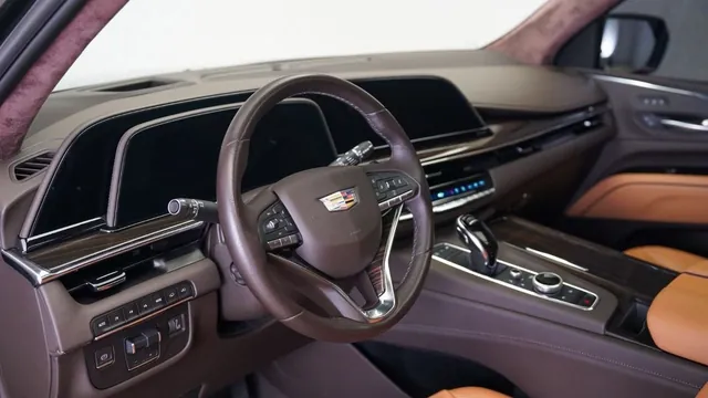 2024 Cadillac Escalade Sport Platinum, photo 3 of 6