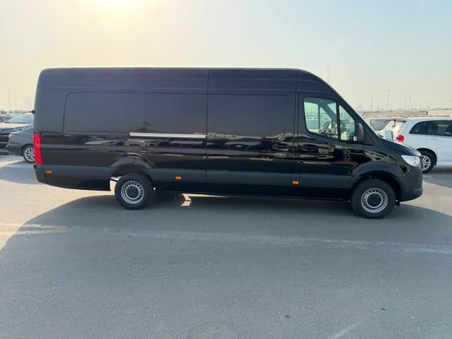2026 Mercedes-Benz Sprinter Van 2.0 diesel, photo 4 of 10