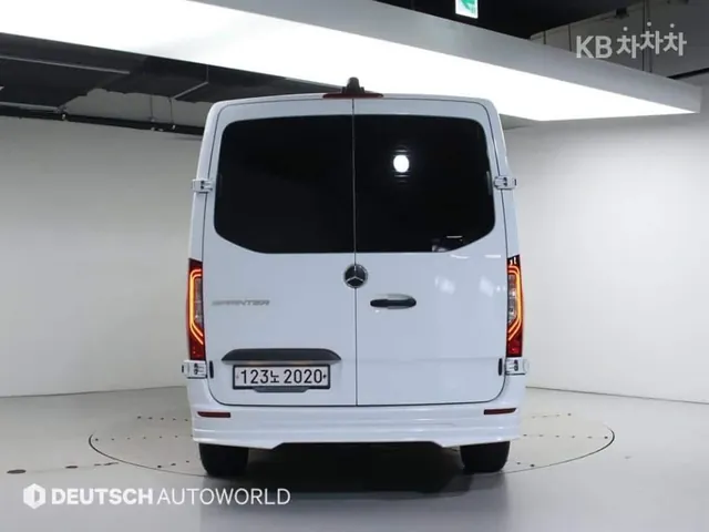2019 Mercedes-Benz Sprinter 3.0 diesel, photo 4 of 10