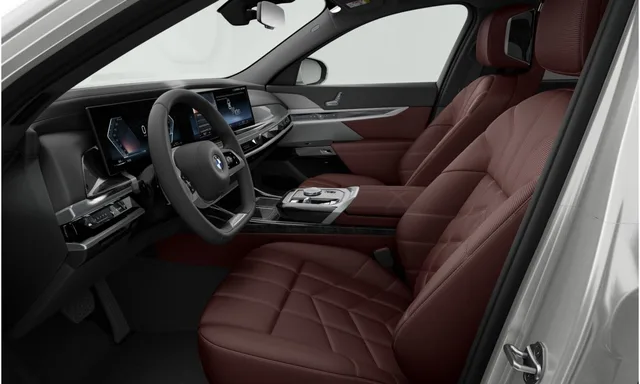 2026 BMW 7 Series 735i Excellence, photo 3 of 6