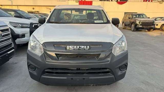 2026 Isuzu D-Max Single Cab 2.5 Standard, photo 2 of 10