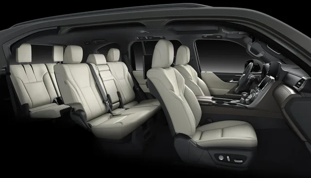 2026 Lexus LX600 Signature, photo 4 of 6