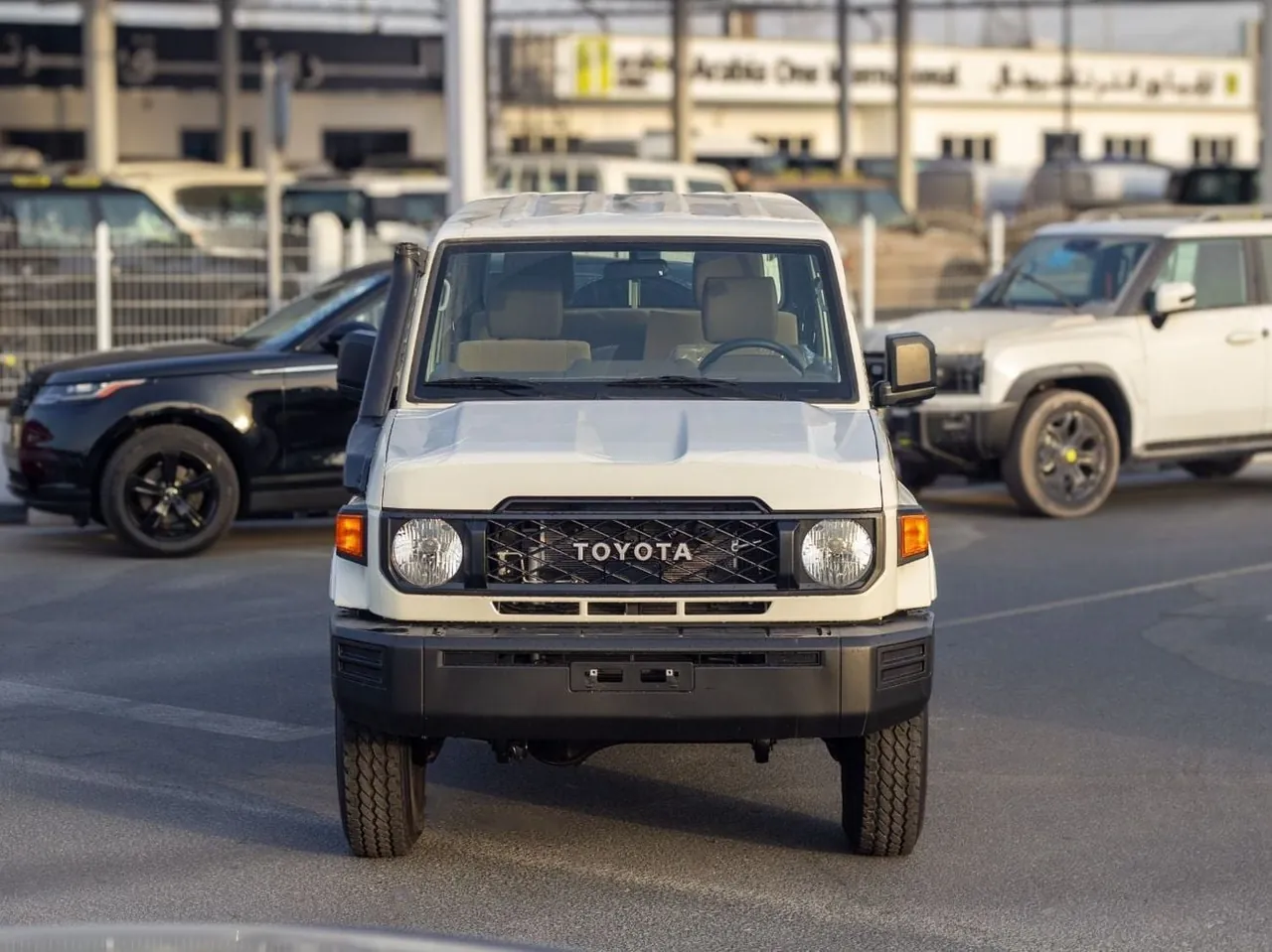 2026 Toyota Land Cruiser 79 Double Cab, photo 2 of 10 of this vehicle