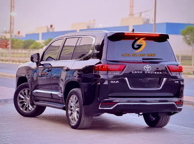 2019 Toyota Land Cruiser (2025-style facelift) GXR 4.0 V6, photo 5 of 8