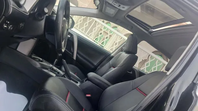 2018 Toyota RAV4 XLE 2.5, photo 8 of 10