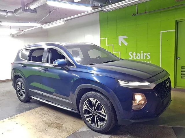 2019 Hyundai Santa Fe Standard, photo 4 of 9