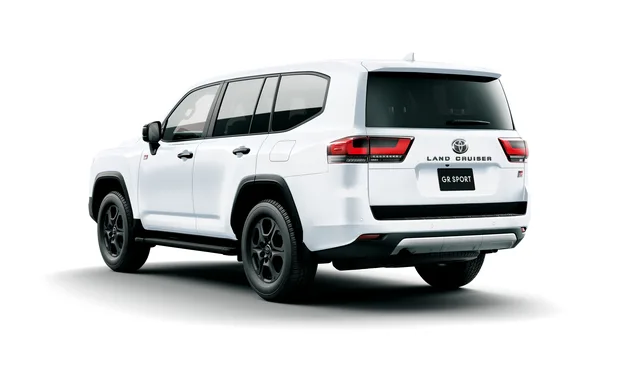 2026 Toyota Land Cruiser 300 GR Sport 3.5L V6 Twin Turbo, photo 4 of 7