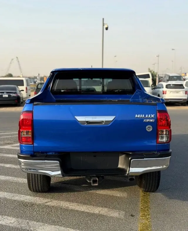 2018 Toyota Hilux 4.0 V6 Adventure 4WD, photo 6 of 10