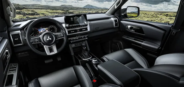 2026 Mitsubishi L200 Triton Base, photo 4 of 6