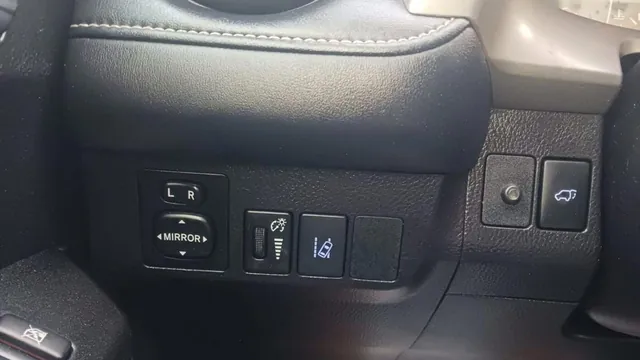 2018 Toyota RAV4 XLE 2.5, photo 7 of 10