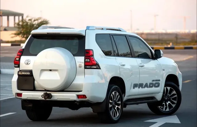 2022 Toyota Land Cruiser Prado TX-L 4.0 V6, photo 7 of 8