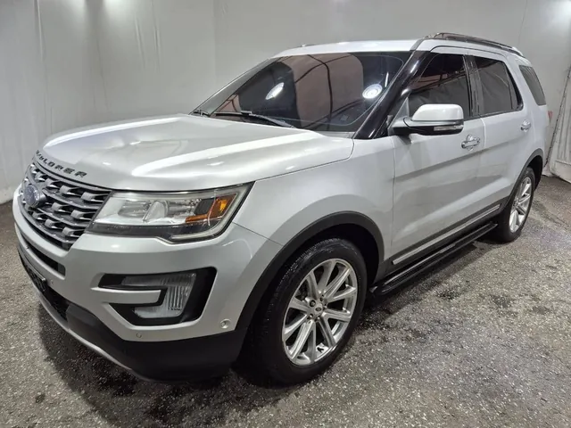 2017 Ford Explorer 2.3, photo 1 of 8