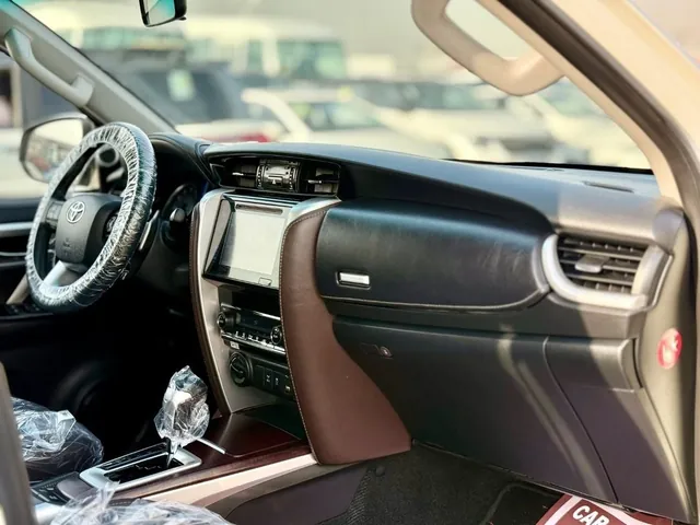 2018 Toyota Fortuner GXR 4.0, photo 9 of 10