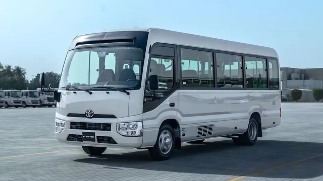 2026 Toyota Coaster STD 4.0L Diesel 23-seat, photo 1 of 8