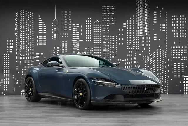 2023 Ferrari Roma Coupé, photo 4 of 8