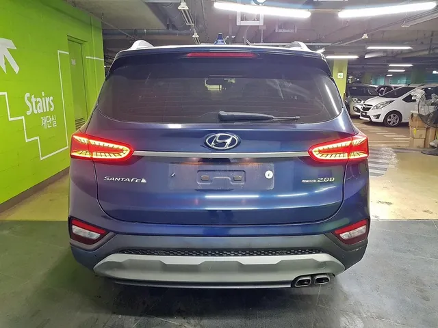 2019 Hyundai Santa Fe Standard, photo 6 of 9