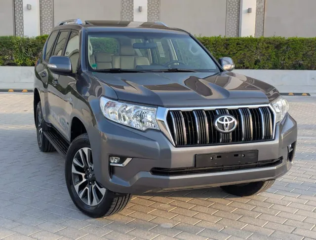 2022 Toyota Land Cruiser Prado Sunroof, camera, photo 1 of 10