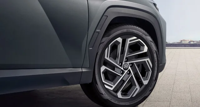 2026 Hyundai Tucson GLS, photo 8 of 8