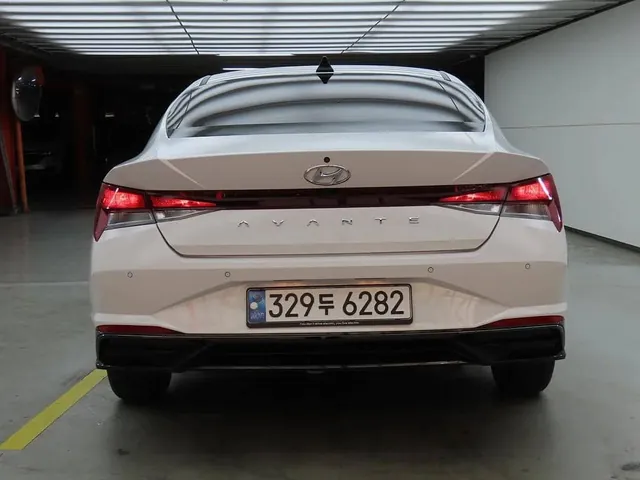 2021 Hyundai Elantra (Avante) 1.6, photo 4 of 9