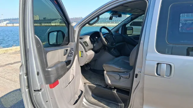 2018 Hyundai Starex 12-seat Standard, photo 7 of 8