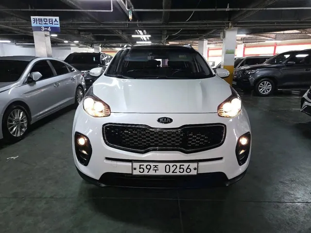 2016 Kia Sportage Standard, photo 8 of 10