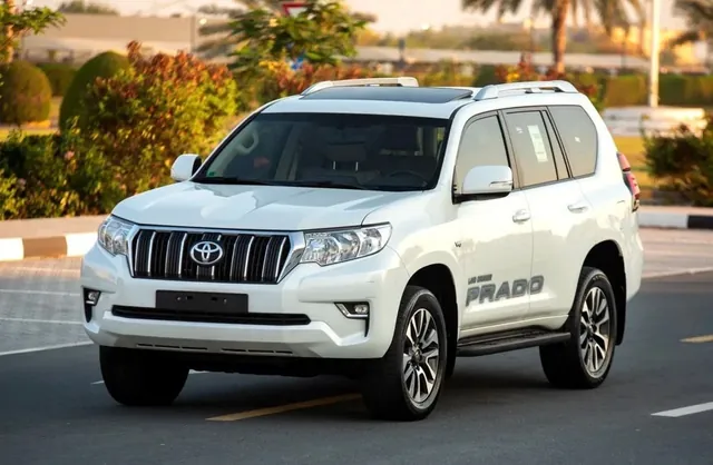 2022 Toyota Land Cruiser Prado TX-L 4.0 V6, photo 2 of 8