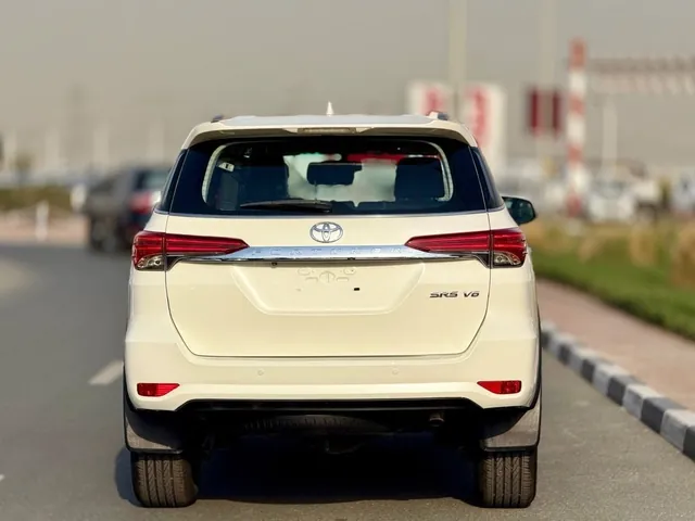 2018 Toyota Fortuner GXR 4.0, photo 6 of 10