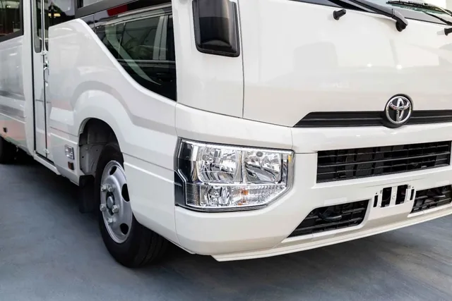 2026 Toyota Coaster 23-seat Bus 4.2, photo 2 of 9