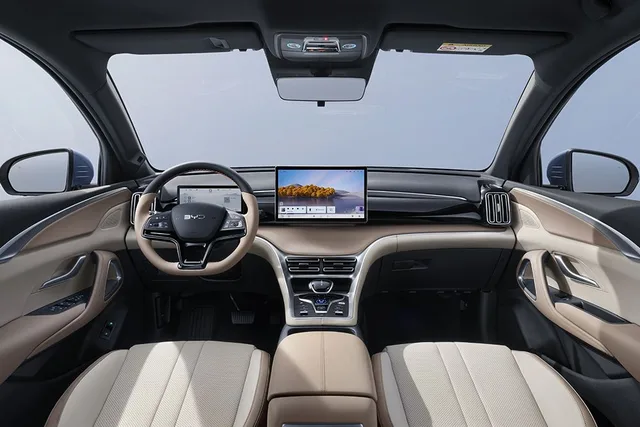 2026 BYD Sealion 5 Premium, photo 4 of 6
