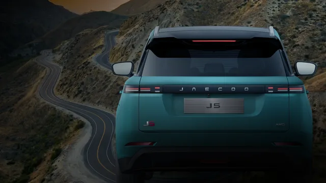 2026 Jaecoo J5 Elite, rear view