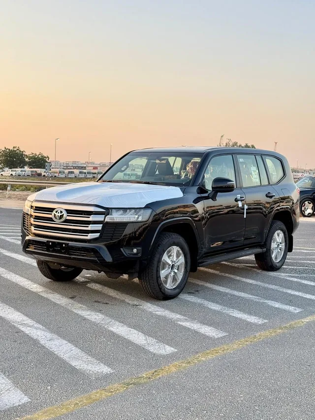 2026 Toyota Land Cruiser 300 GXR 4.0 V6, photo 1 of 6